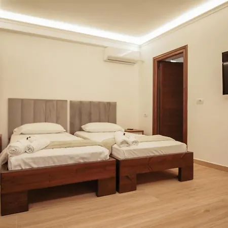 Bed & Breakfast Fatos Qama Berat