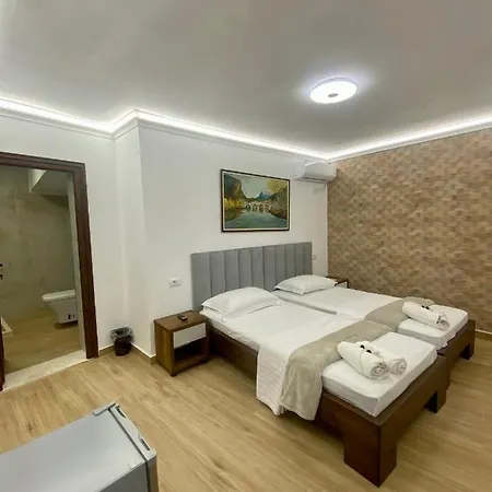 Fatos Qama Oda ve Kahvaltı