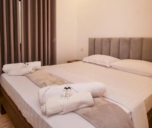 Bed & Breakfast Fatos Qama