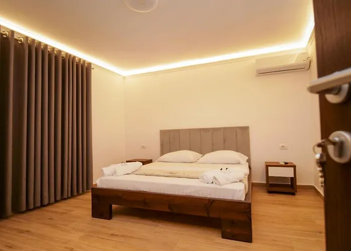 Fatos Qama Bed & Breakfast