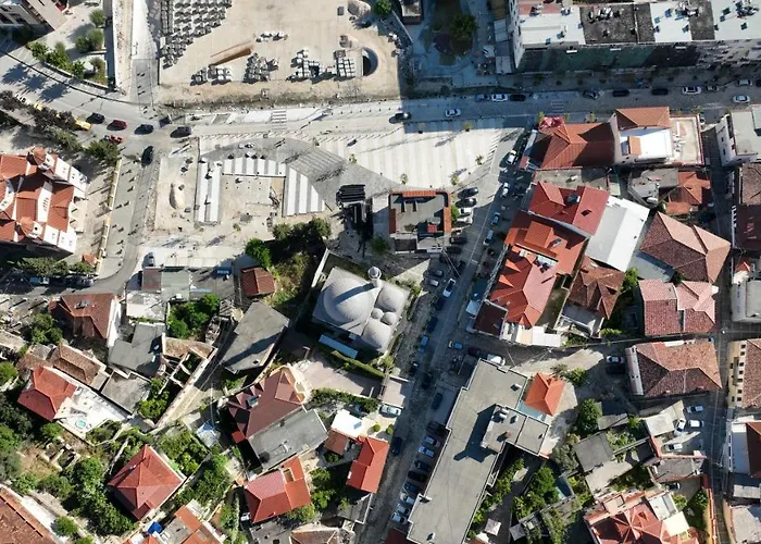 Fatos Qama Bed & Breakfast Berat