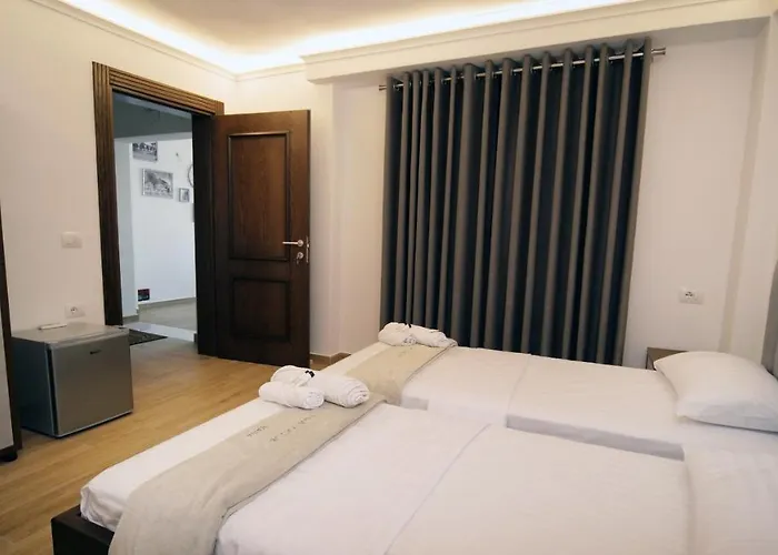 Fatos Qama Bed & Breakfast