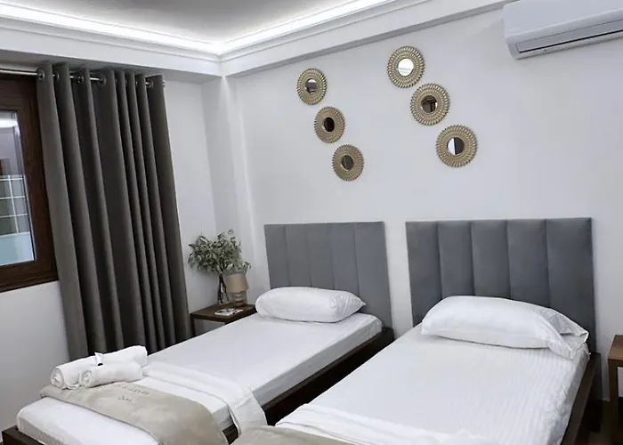 Fatos Qama Bed & Breakfast